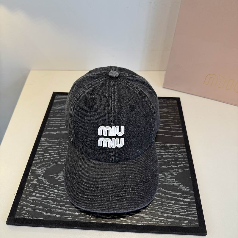 Miumiu cap dx (1059)
