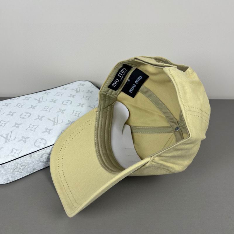 Miumiu cap dx (1063)