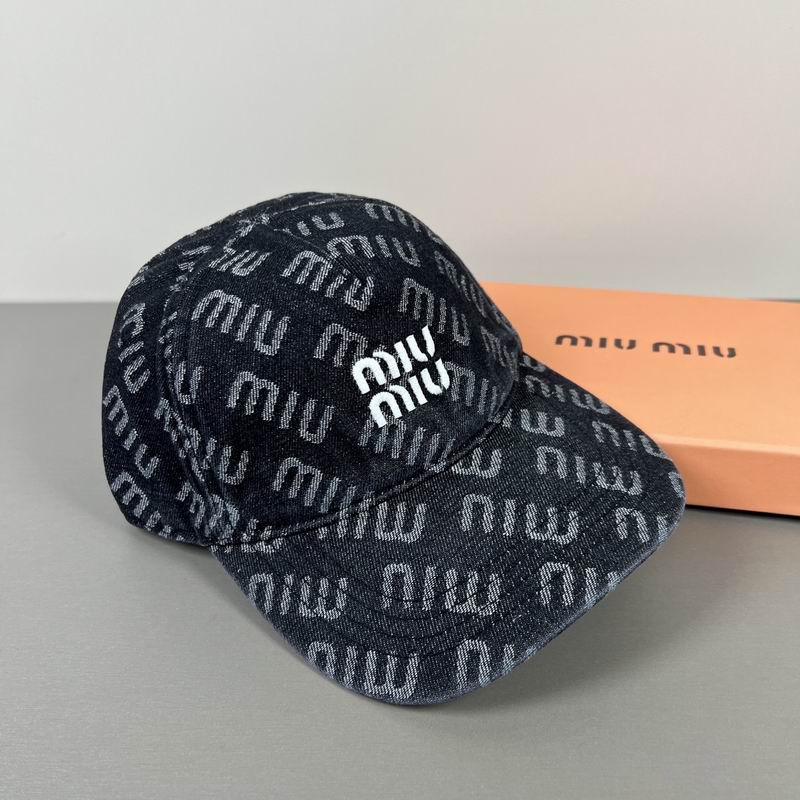 Miumiu cap dx (1089)