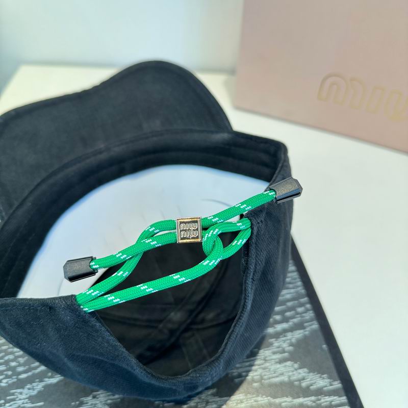 Miumiu cap dx (1106)