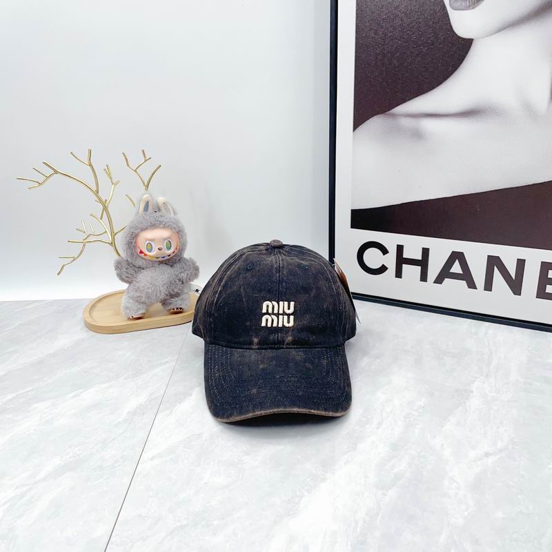 Miumiu cap dx (154)
