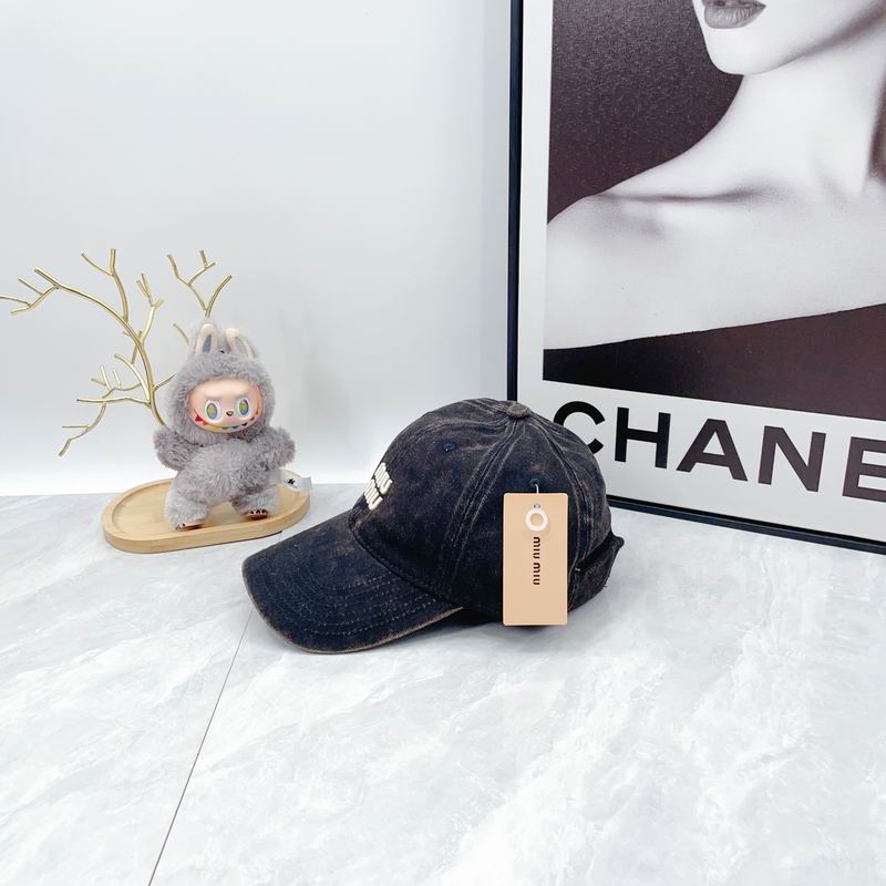 Miumiu cap dx (155)