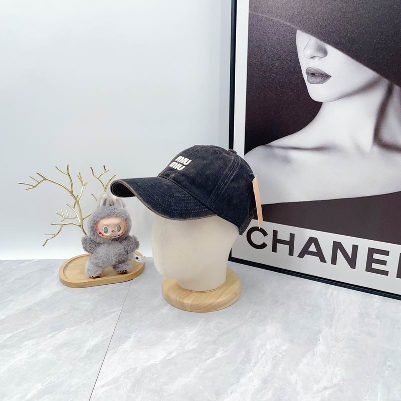 Miumiu cap dx (156)