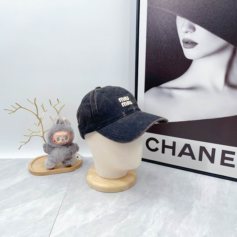 Miumiu cap dx (157)