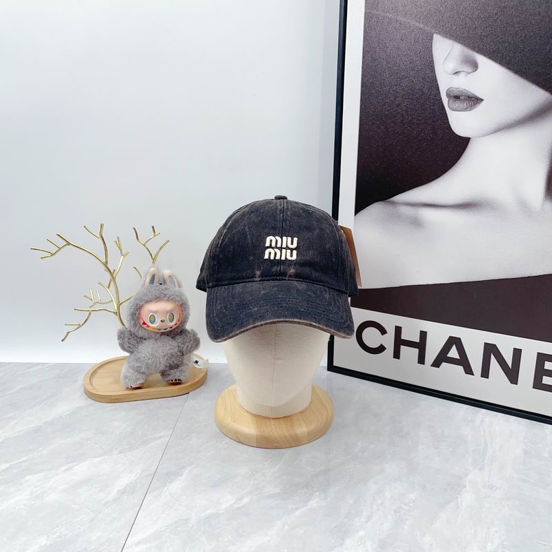 Miumiu cap dx (158)