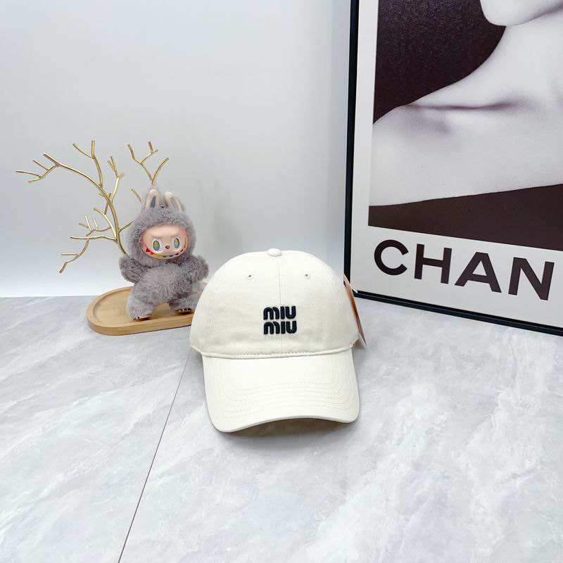Miumiu cap dx (190)