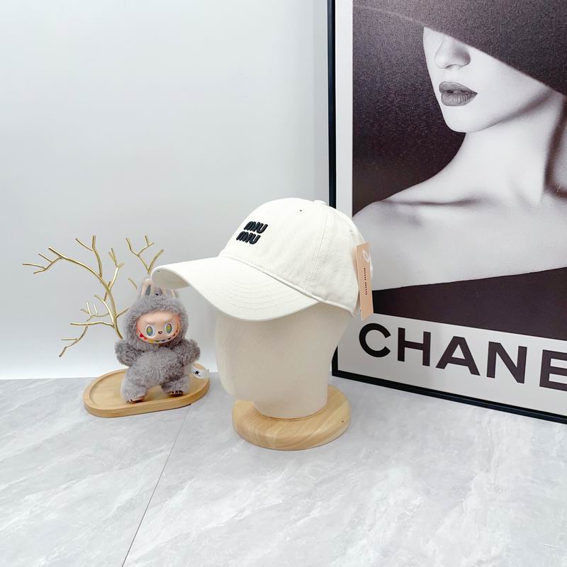 Miumiu cap dx (192)