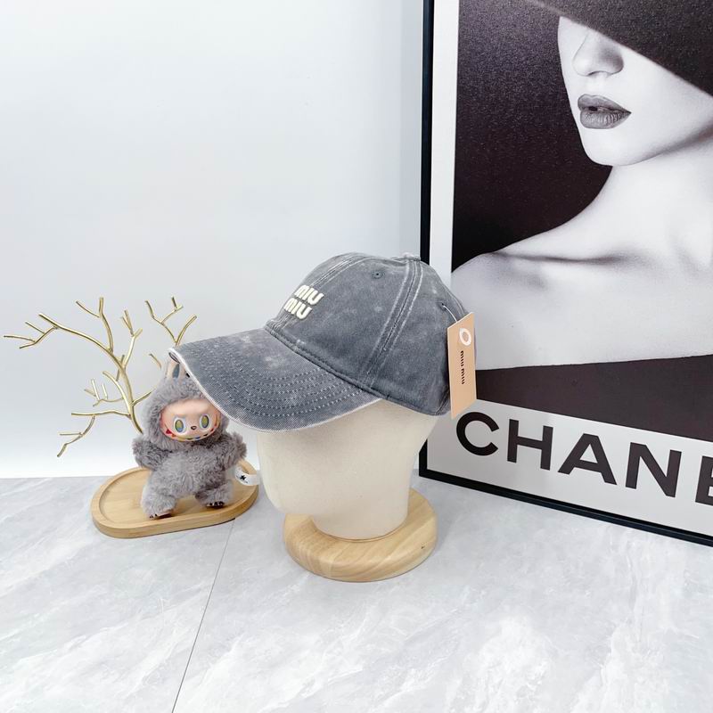 Miumiu cap dx (202)
