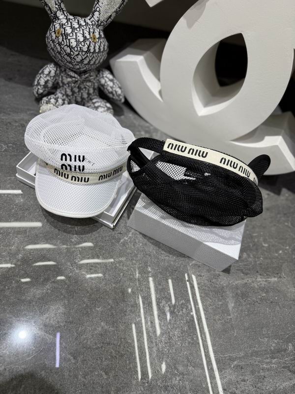 Miumiu cap dx (318)