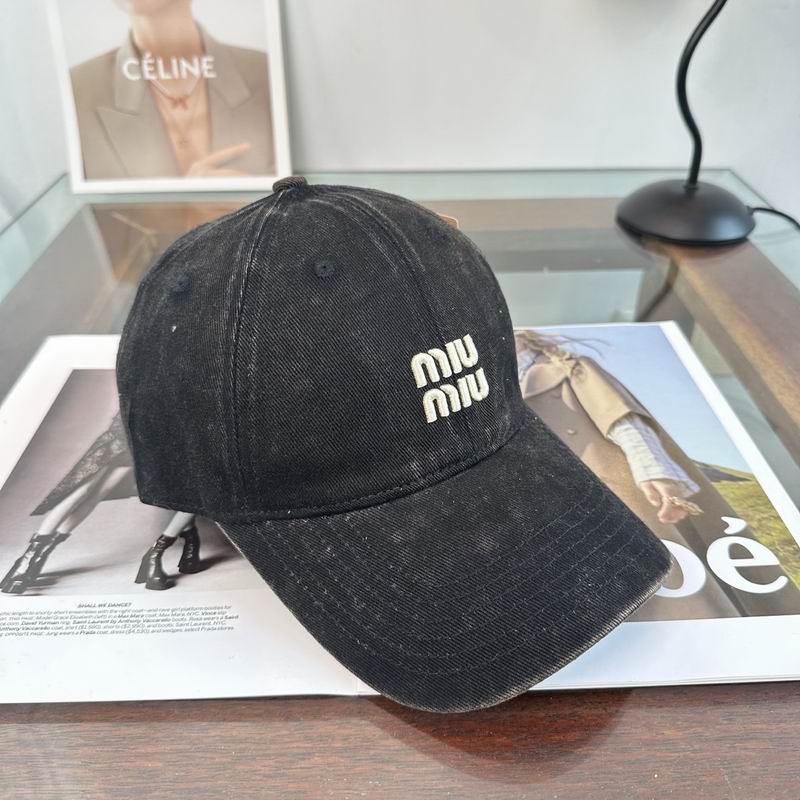 Miumiu cap dx (320)