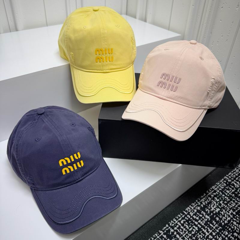 Miumiu cap dx (3775)