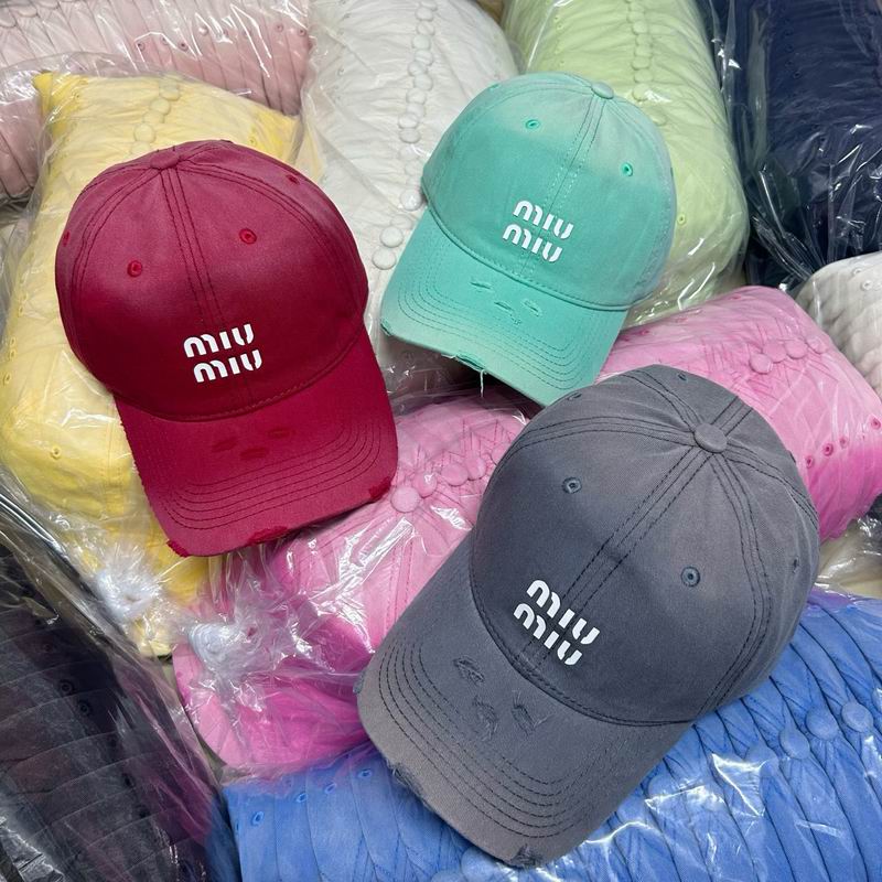 Miumiu cap dx (4036)