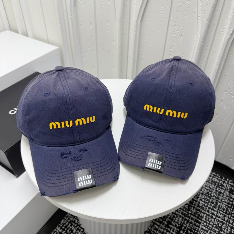 Miumiu cap dx (4061)