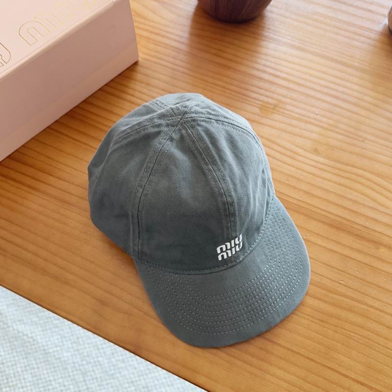 Miumiu cap dx (413)