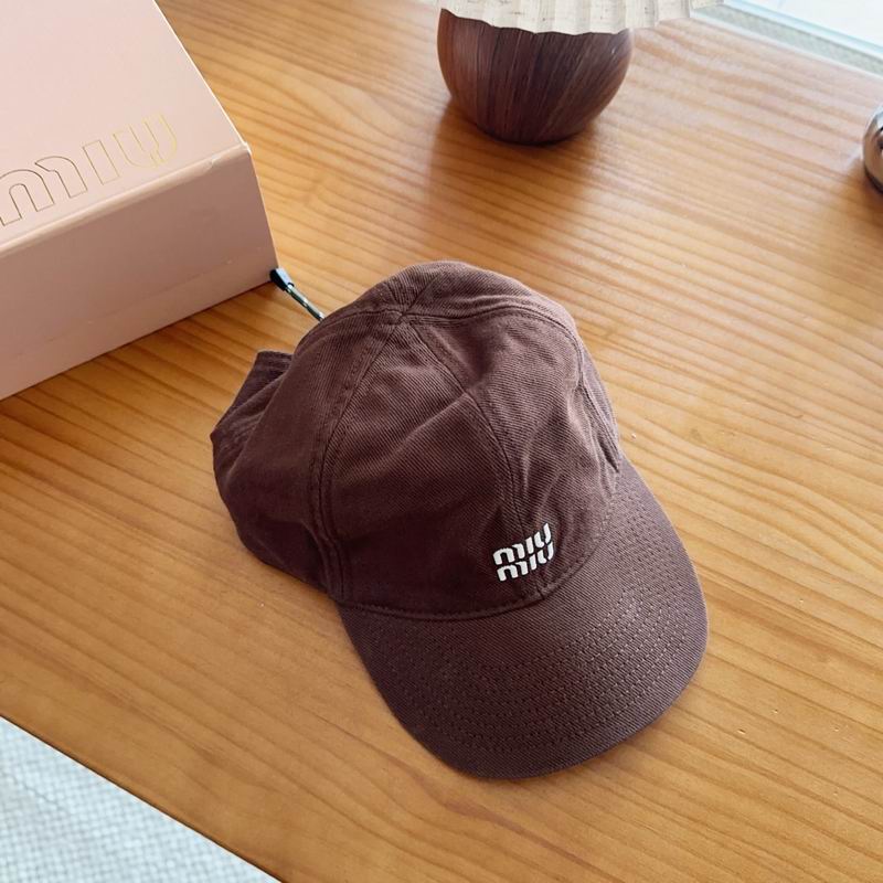 Miumiu cap dx (422)
