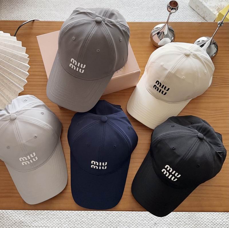 Miumiu cap dx (435)