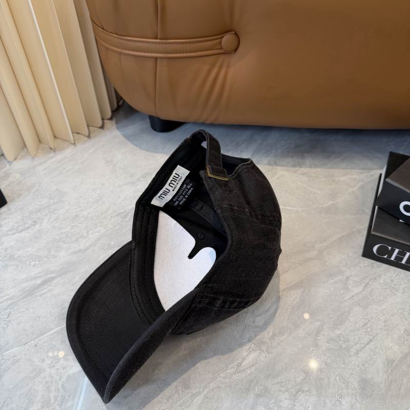 Miumiu cap dx (4382)