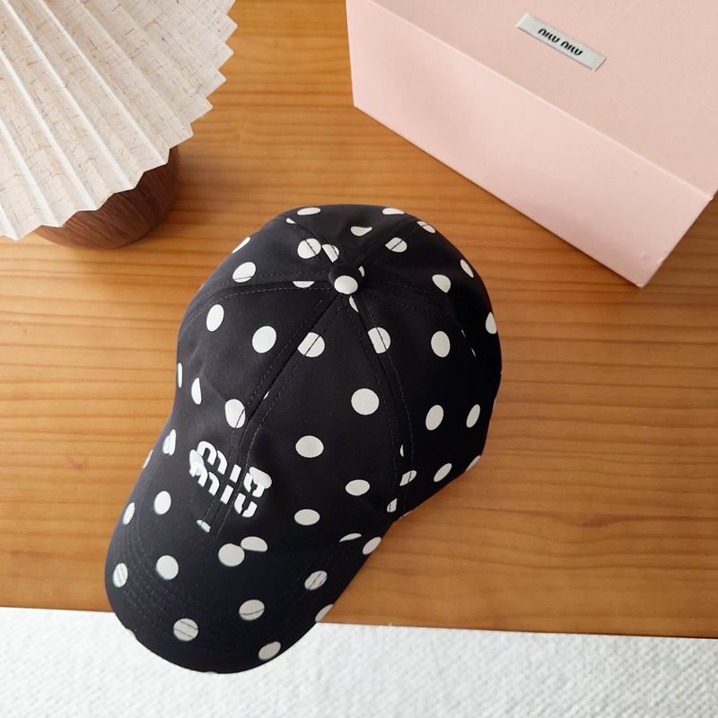 Miumiu cap dx (4849)