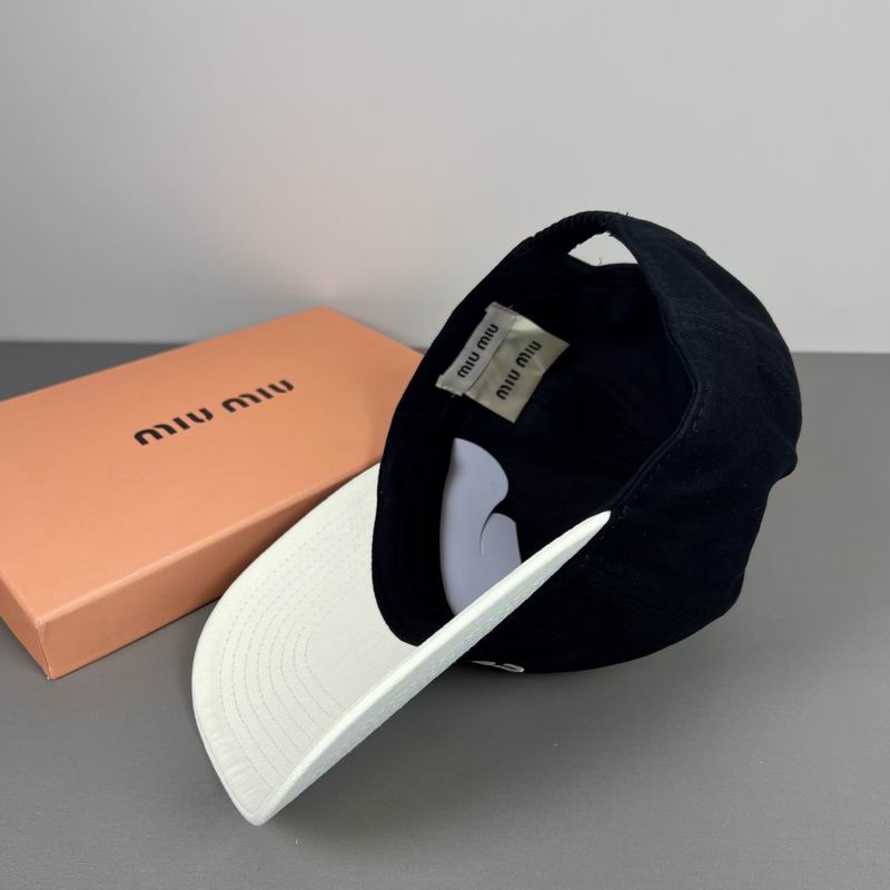 Miumiu cap dx (631)