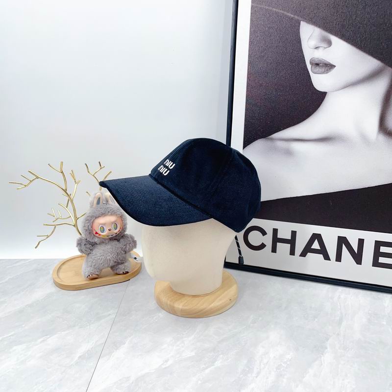 Miumiu cap dx (682)