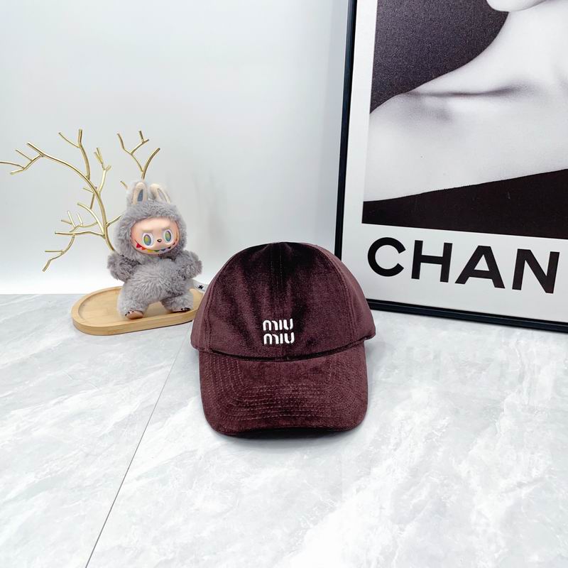 Miumiu cap dx (689)