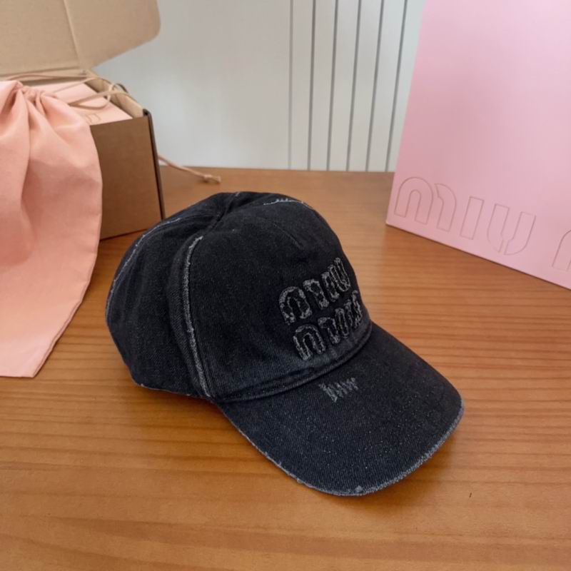 Miumiu cap dx (824)
