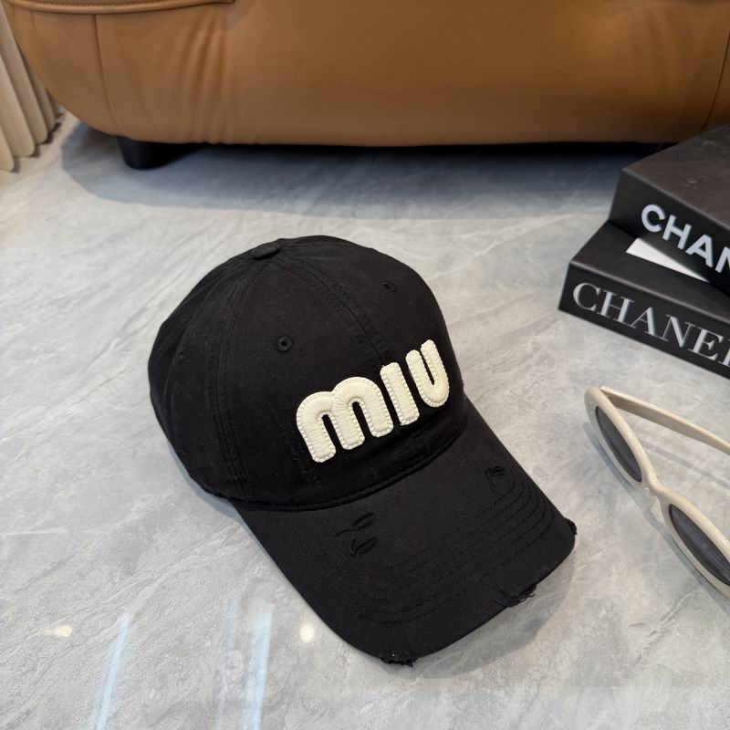 Miumiu cap dx (93)