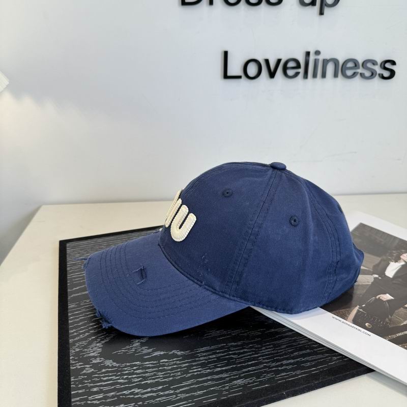 Miumiu cap dx (942)
