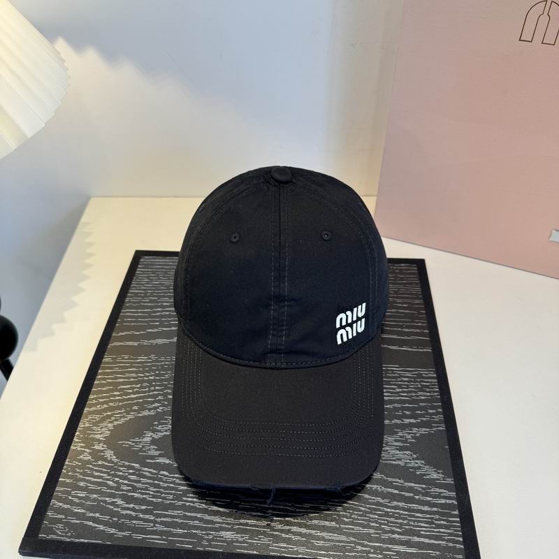 Miumiu cap dx (978)