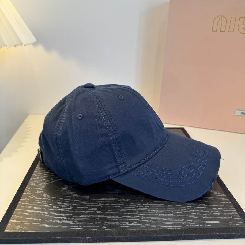 Miumiu cap dx (995)