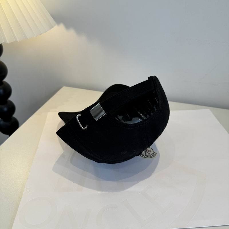 Moncler Cap dx (4)