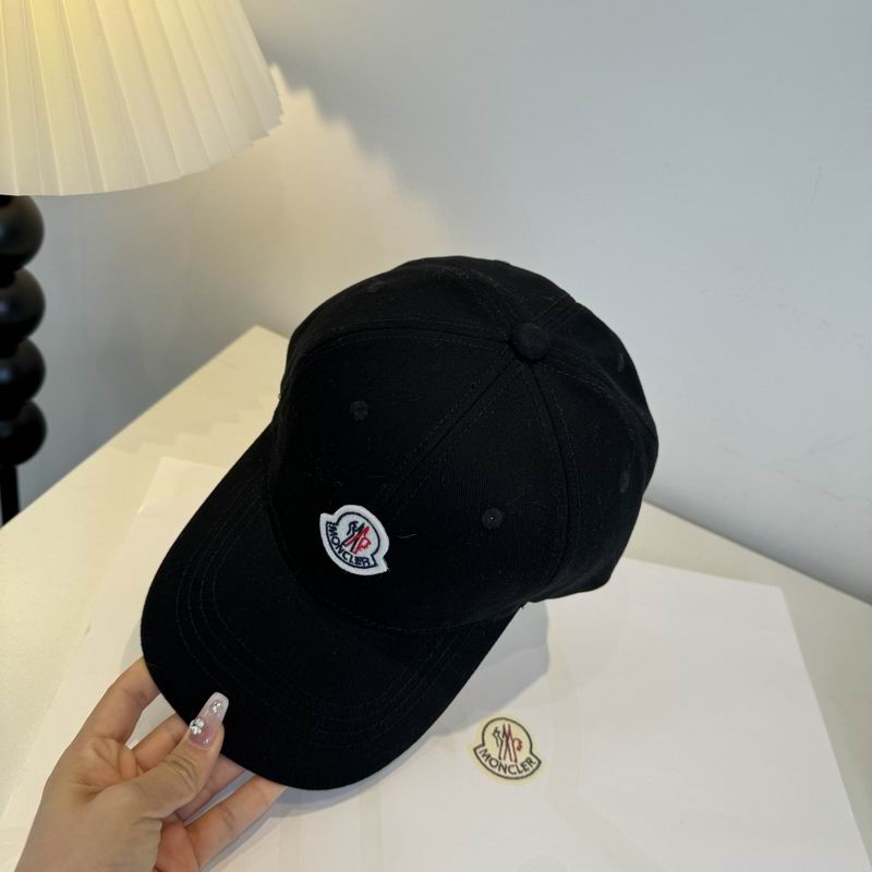 Moncler Cap dx (5)