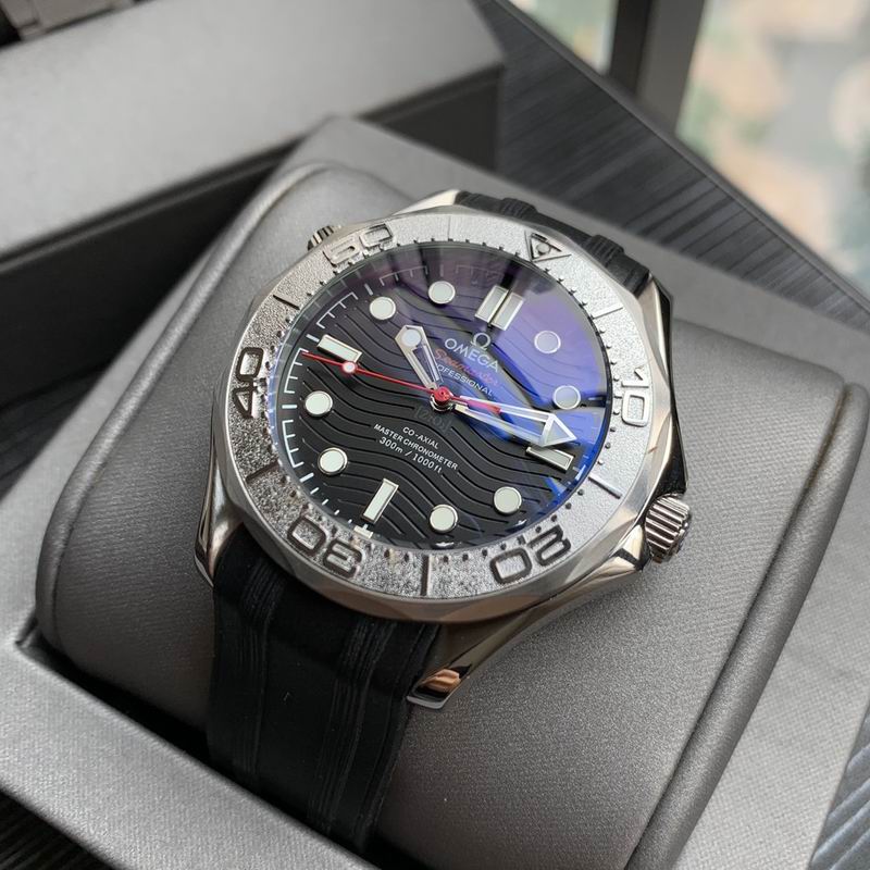Omega 42mm 16-Seamater (9)