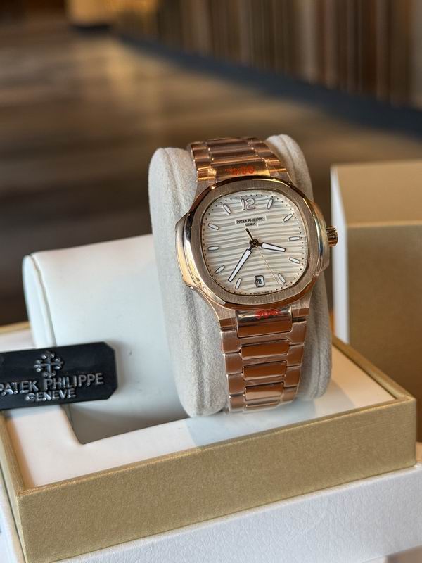 Patek Philippe 35mm 38 (1)