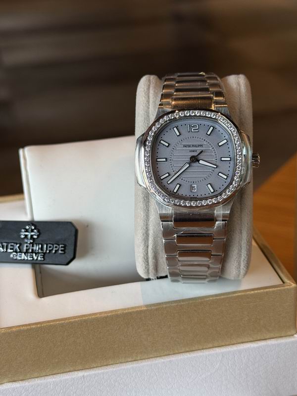 Patek Philippe 35mm 38 (11)