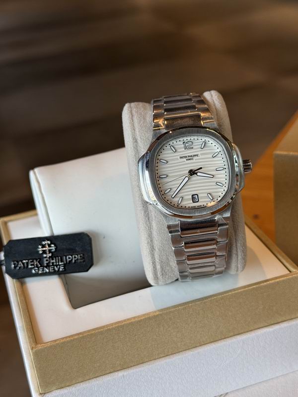 Patek Philippe 35mm 38 (22)