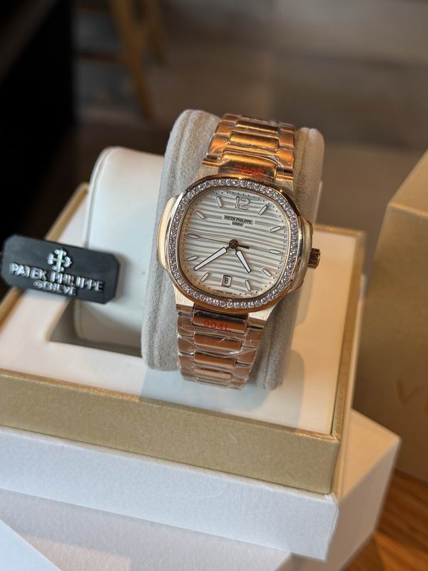 Patek Philippe 35mm 39 (15)