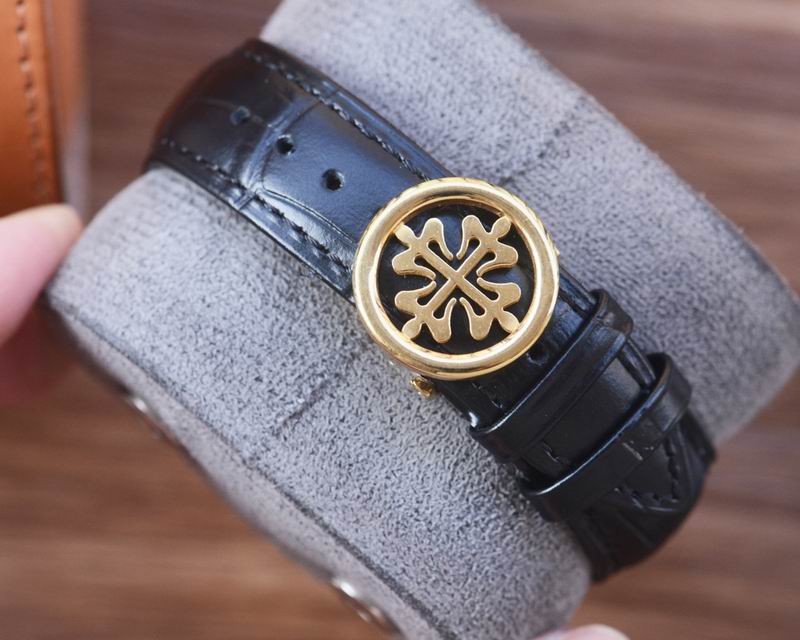 Patek Philippe 41mm 49 (1)
