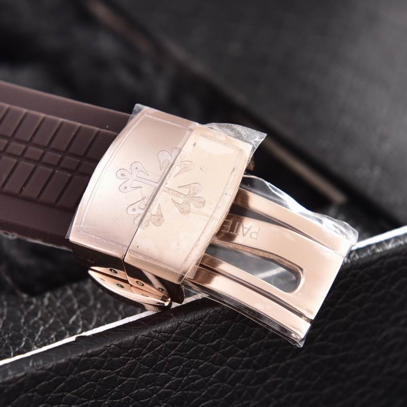 Patek Philippe 42mm 70 (2)