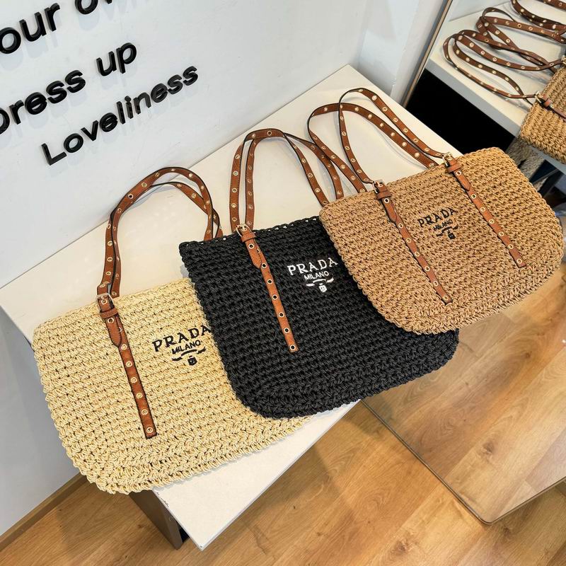 Prada beach bag dx (10)