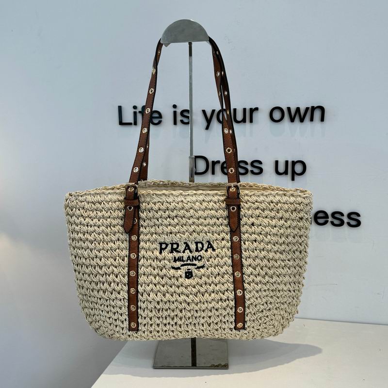 Prada beach bag dx (17)