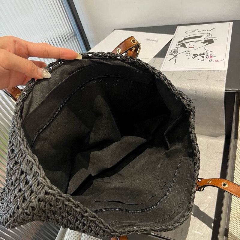 Prada beach bag dx (2)
