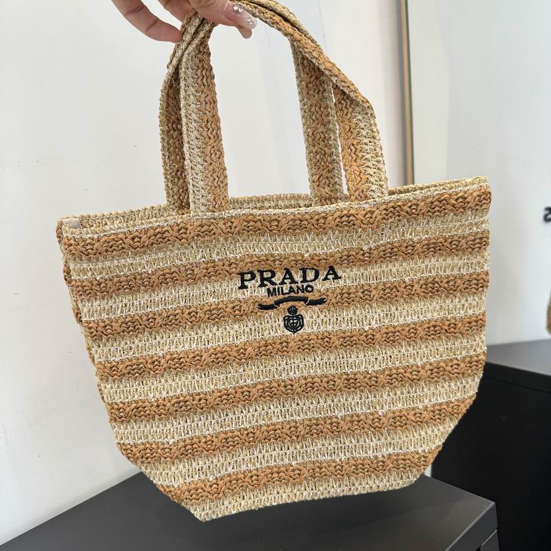 Prada beach bag dx (34)