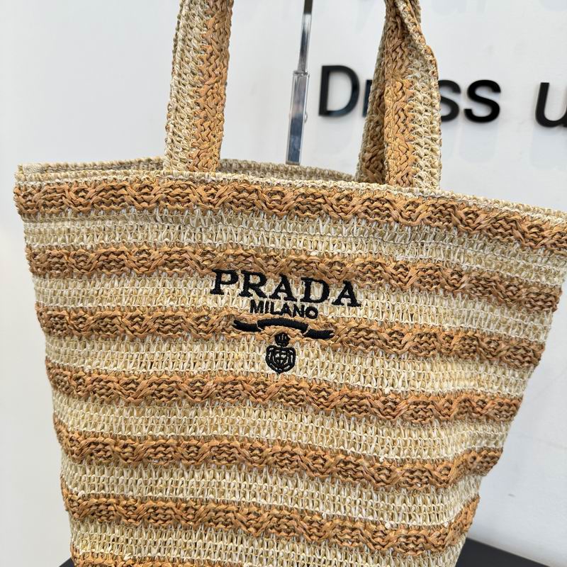 Prada beach bag dx (35)