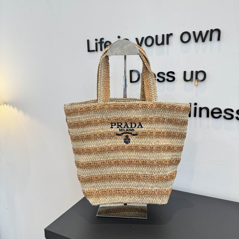 Prada beach bag dx (36)