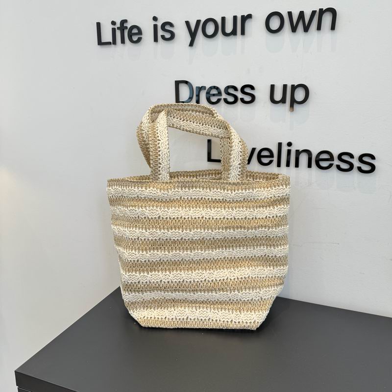 Prada beach bag dx (48)
