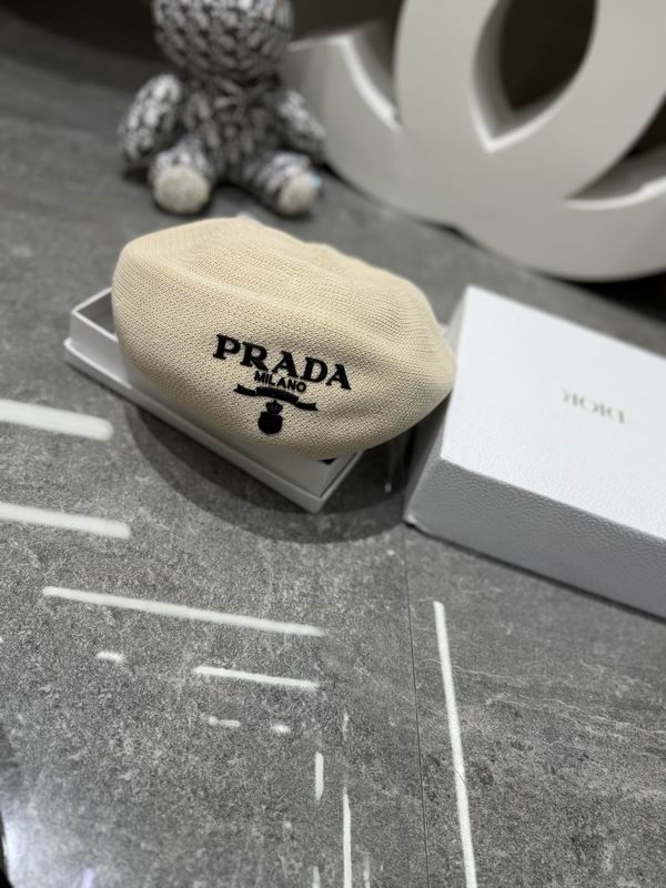 Prada beret dx (167)