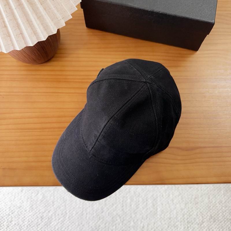 Prada cap dx (105)