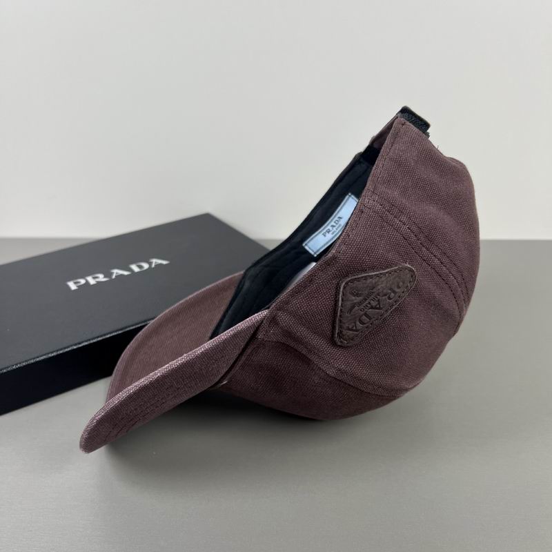 Prada cap dx (125)