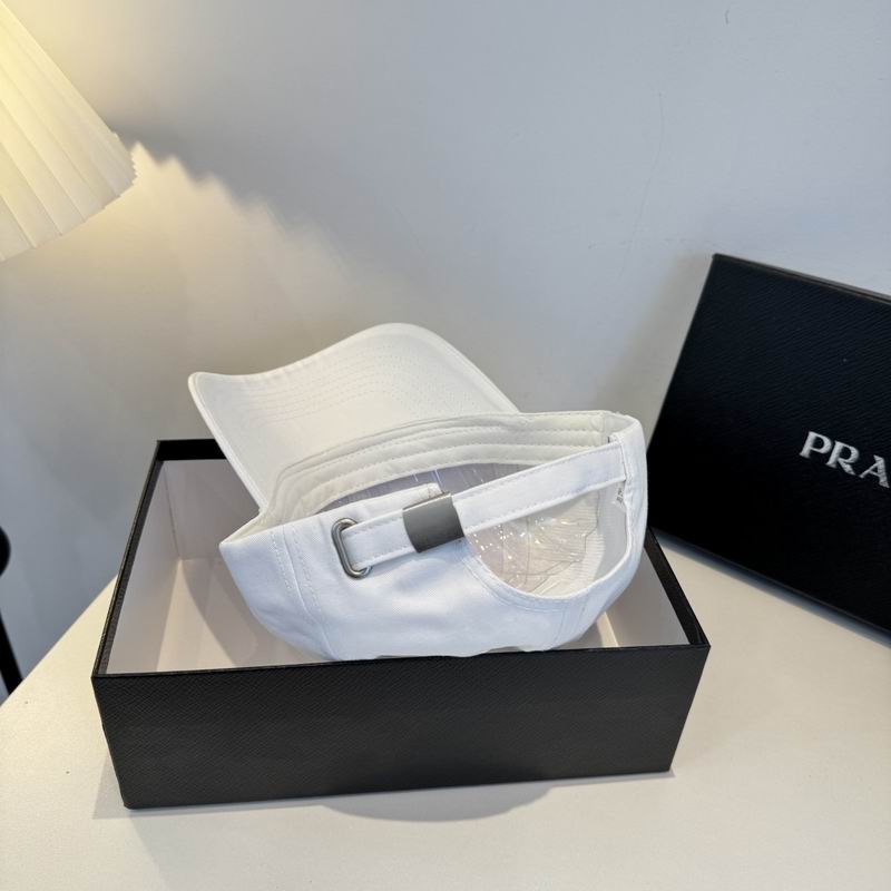 Prada cap dx (133)